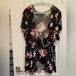 Torrid Wrap Top Size 5